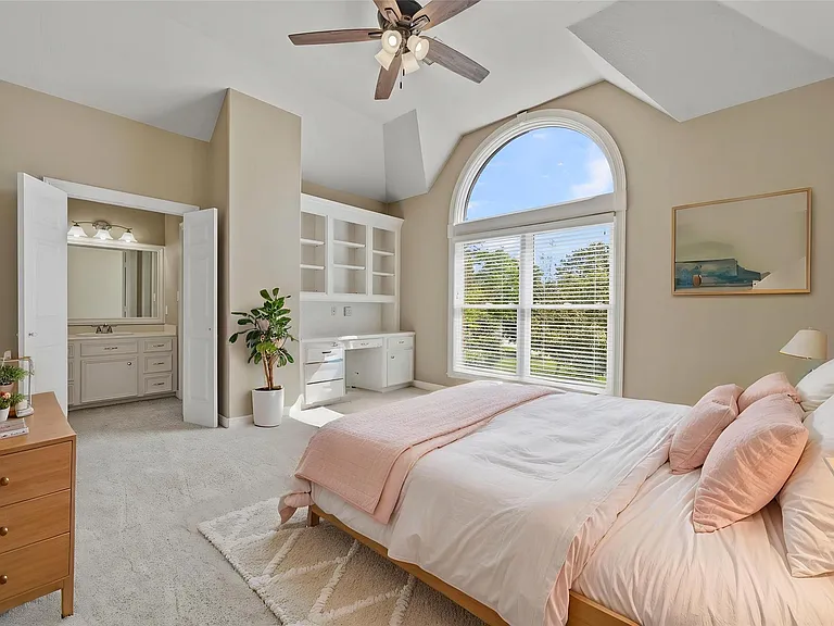 13714 Gainesway Dr — Photo 31