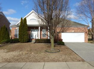 140 Cabin Branch Cir, Hendersonville, TN 37075