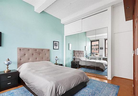 4th image of 90 Nassau St #3A