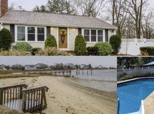 17 Odyssis Dr, Buzzards Bay, MA 02532