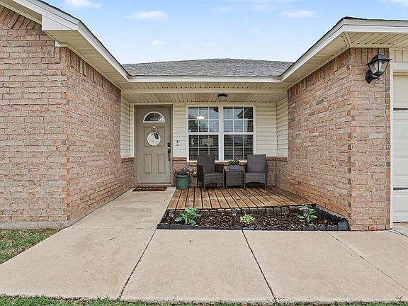 3rd image of 11444 SW 25th Ter