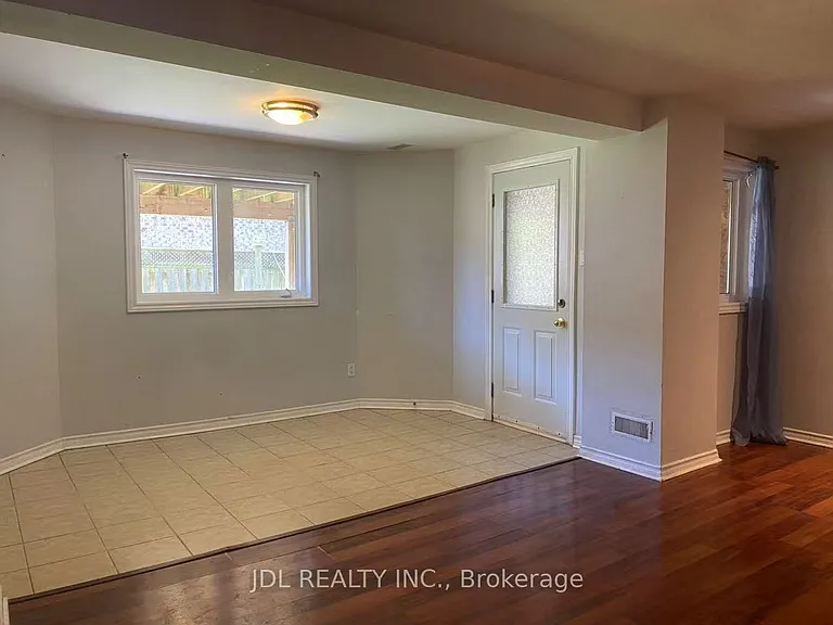 179 Leameadow Rd #BASEMENT — Photo 4
