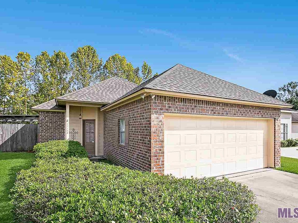 1st image of 15158 Villa Ct E