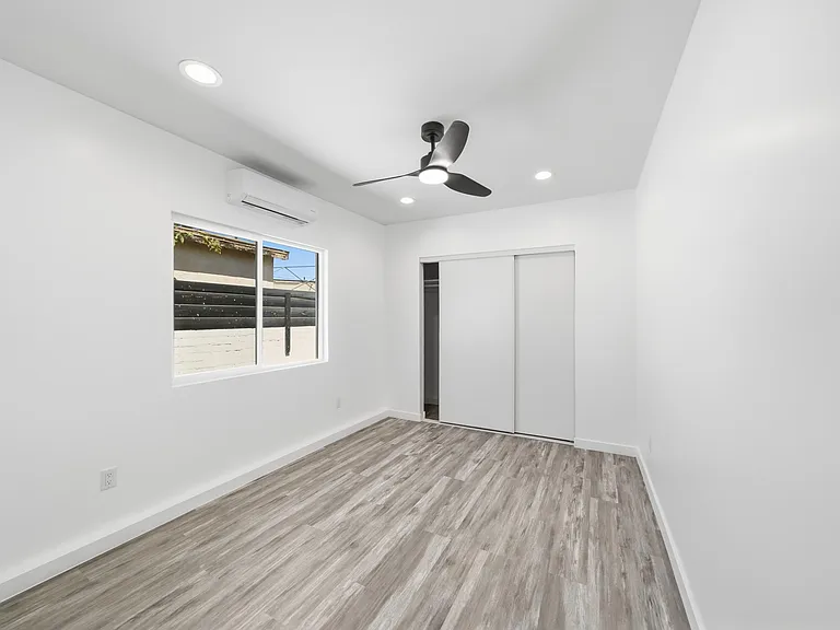 514 N Oakdale Ave #2 — Photo 7