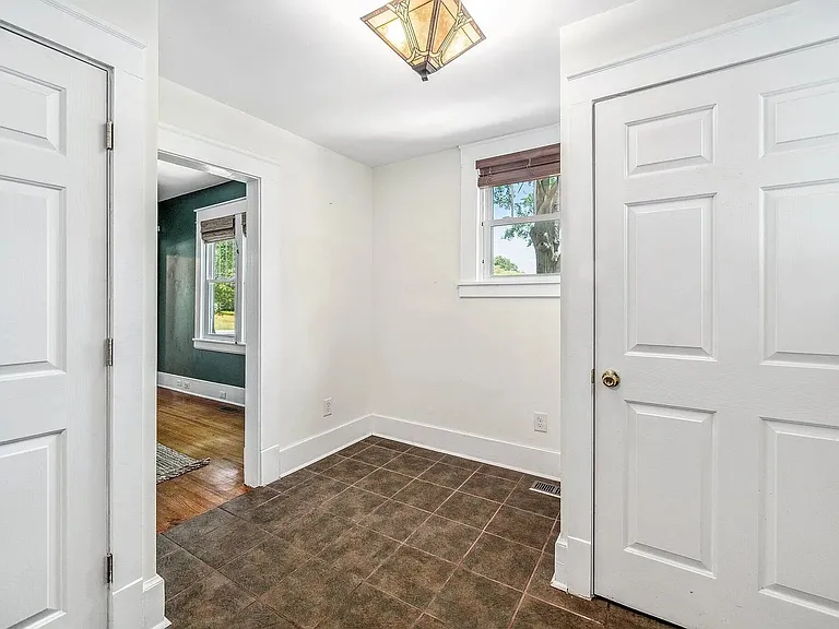 1101 W Murray Ave — Photo 12