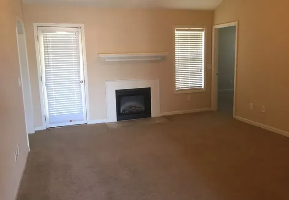3 bed, 1499 sqft, $1,450 — Photo 2