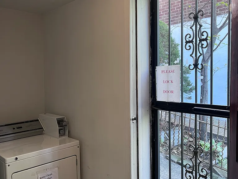 395 Coolidge Ave — Photo 22