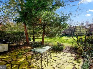 1762 Preston Rd, Alexandria, VA 22302