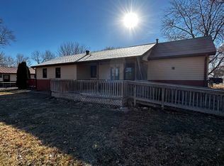 915 N Chestnut St, North Platte, NE 69101