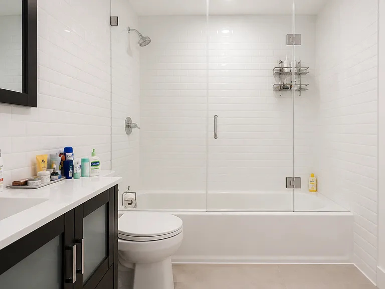 1236 Halsey St #1 — Photo 9