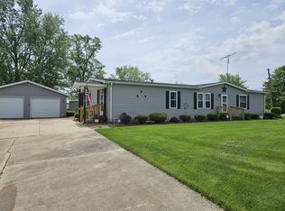 102 E Hopper St, Hanna, IN 46340