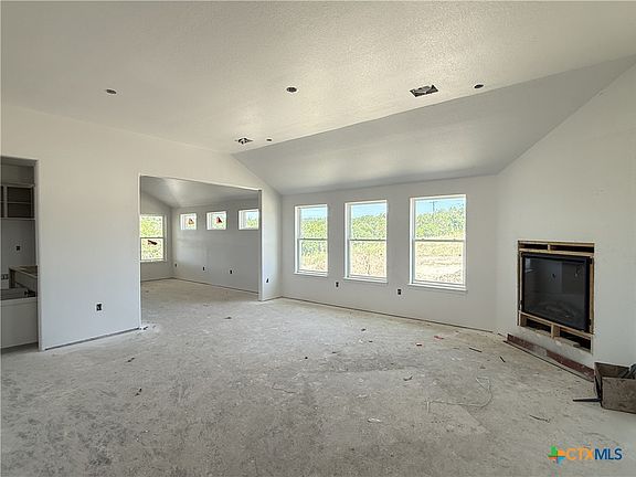 2nd image of 5242 Lassen Ln