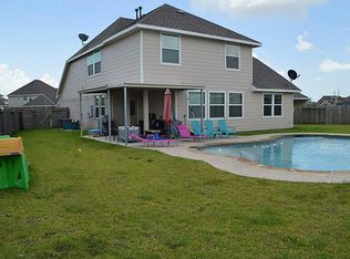 8335 Mandalay Bay Dr, Baytown, TX 77523