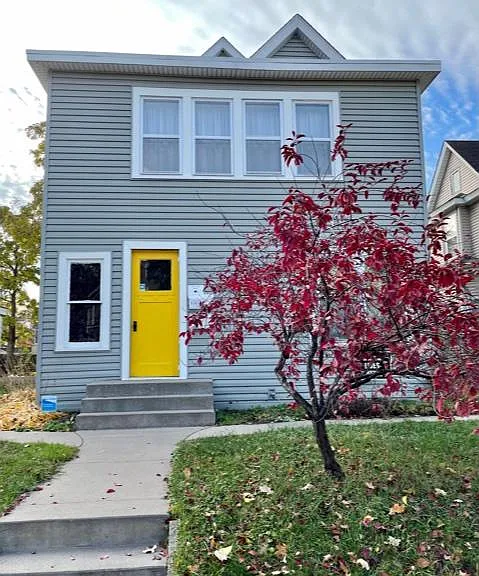 1020 23rd Ave NE #TOP — Photo 1