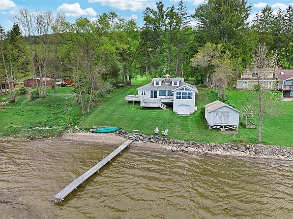 3rd image of 115 Log Cabin Rd