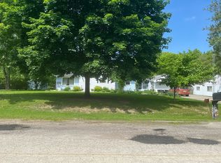 3293 S Kearsley Blvd, Flint, MI 48506