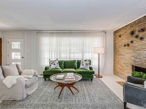 3rd image of 3750 Molaree Dr