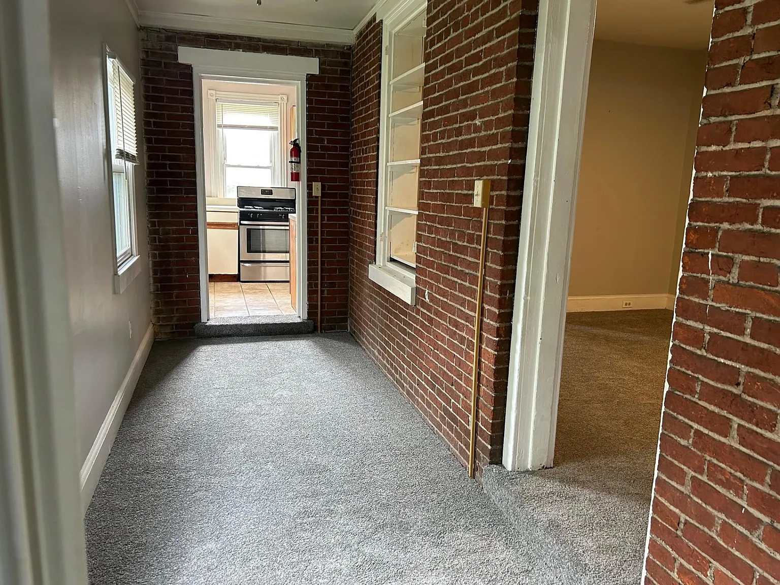 2 bed, 1200 sqft, $1,750 — Photo 4