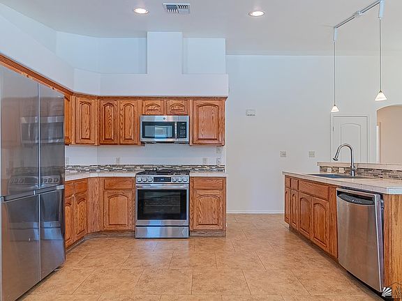 4th image of 2255 W 22nd Pl