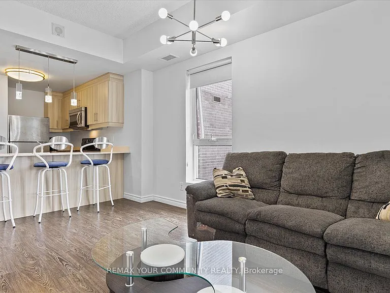 158 King St N #1105 — Photo 16