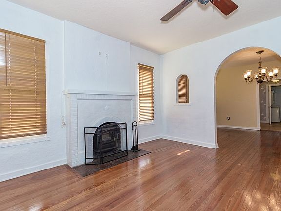 4th image of 533 Avenida Hermosa