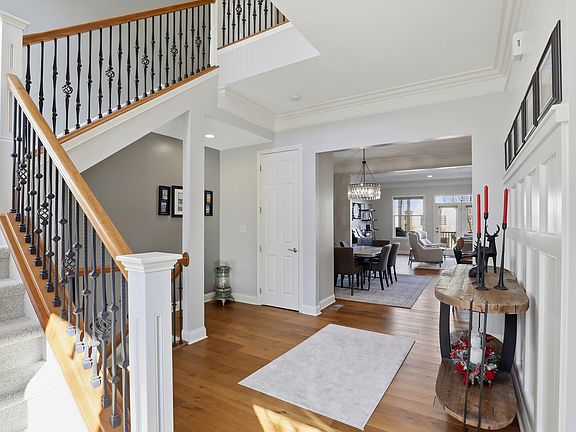 4th image of 213 Manchester Dr