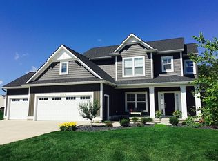 7399 Valhalla Dr, Hudsonville, MI 49426