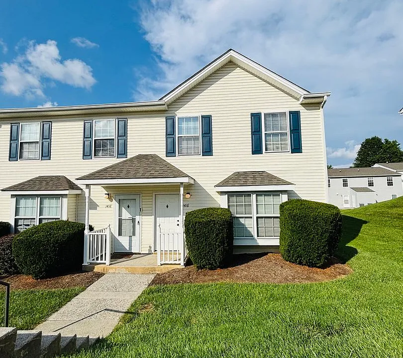 1416 Christine Ct