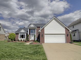 46800 Ferguson Ln, Macomb, MI