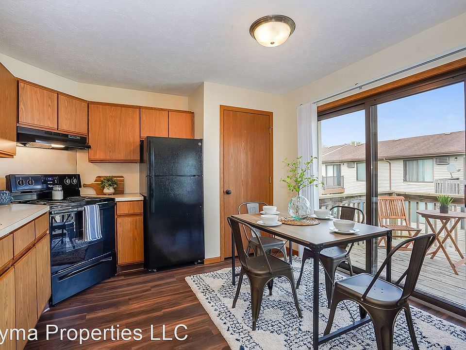1st image of 2910 Earle Ave SW #1