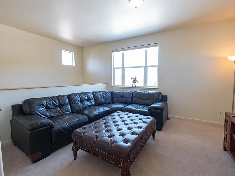 178 Lake View Cir W — Photo 32