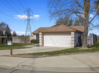 1790 Lando Dr, Oakdale, CA 95361