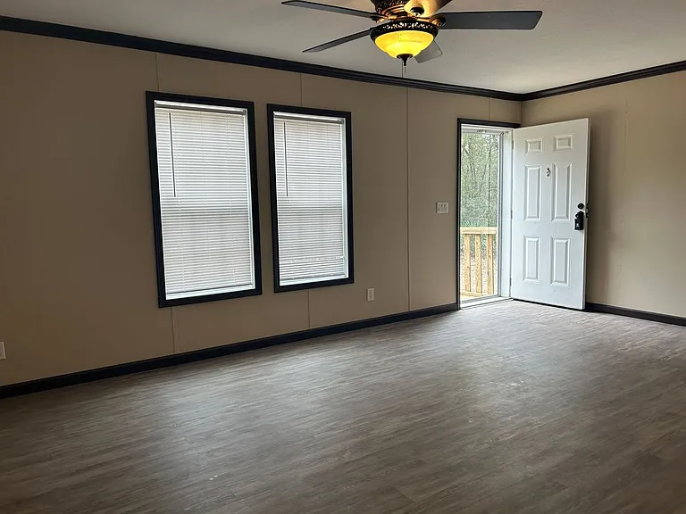 12890 NW 80th Ave — Photo 35