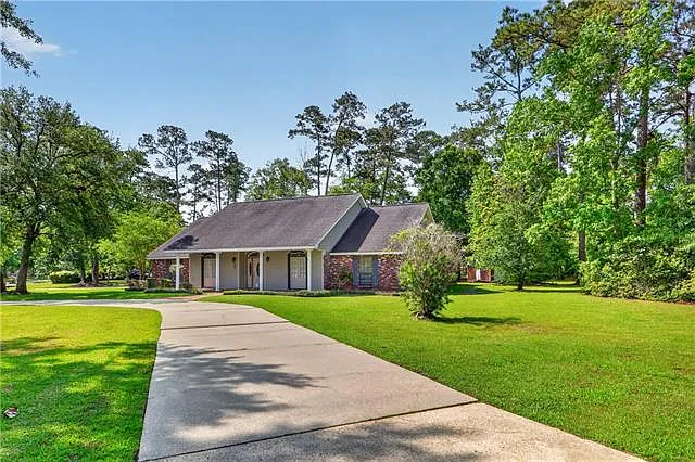 401 Starling Dr — Photo 31