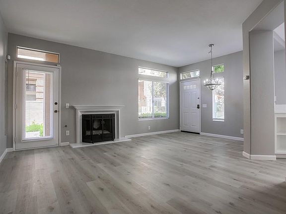 4th image of 7274 Shoreline Dr Unit 115