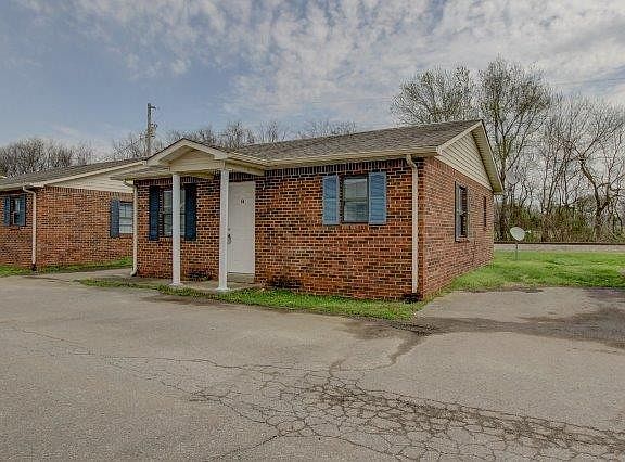 3rd image of 404 Thompsonville Ln APT 16