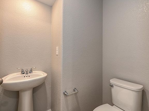 5th image of 5649 Cobbler Ln