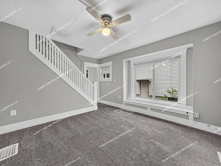 2322 Fordham St — Photo 9