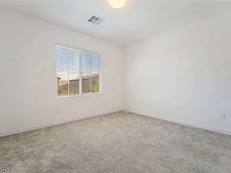 3952 Henny Ave — Photo 25