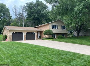 4616 Valley View Dr, Red Wing, MN 55066