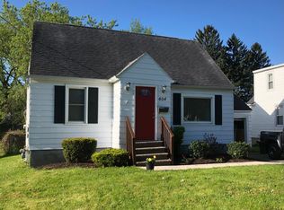 404 Melrose Dr, Syracuse, NY 13212