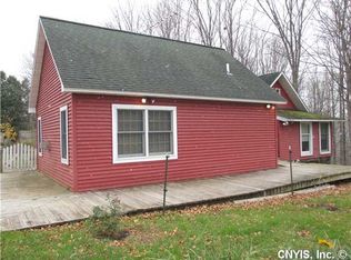 2084 Lawrence Rd, Marcellus, NY 13108