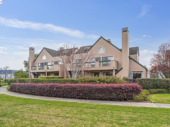 2nd image of 9 Regulus Ct