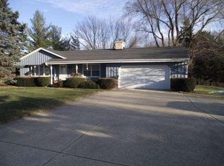 W235N9228 Mount Vernon Dr, Colgate, WI 53017
