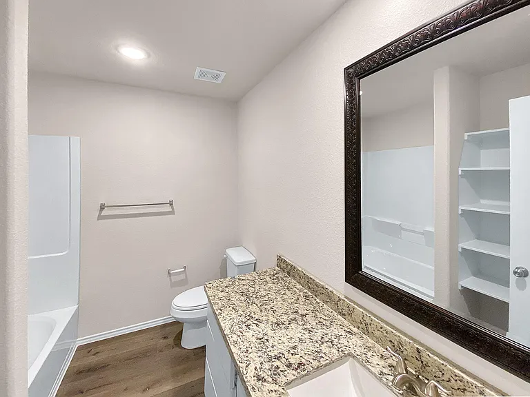 13071 Clearview Dr — Photo 16