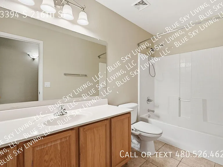 23394 S 216th St — Photo 37
