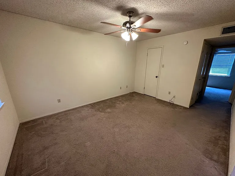 1214 Baylor Ave #1-207 — Photo 2