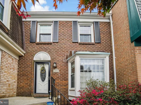 1274 Masters Dr, Arnold, MD 21012