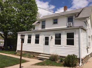 138 Middlesex Ave, Chester, CT 06412