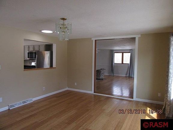 5th image of 57105 Deerhaven Dr